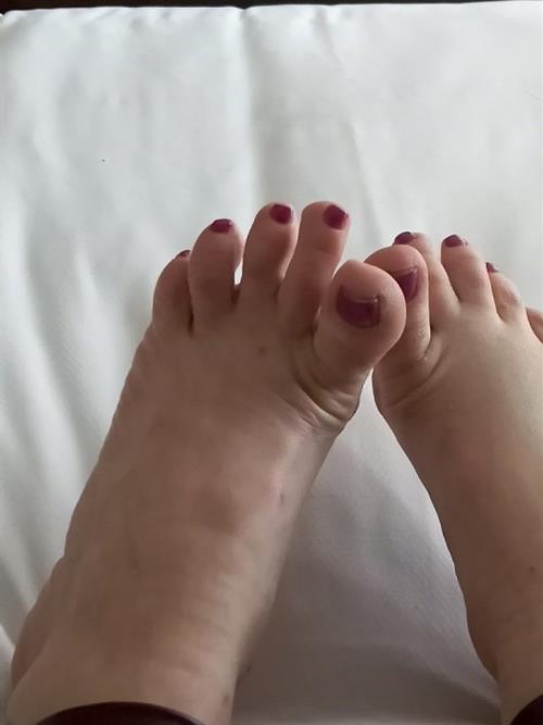 Git Ann, 23, Uppsala - Sweden, Foot fetish